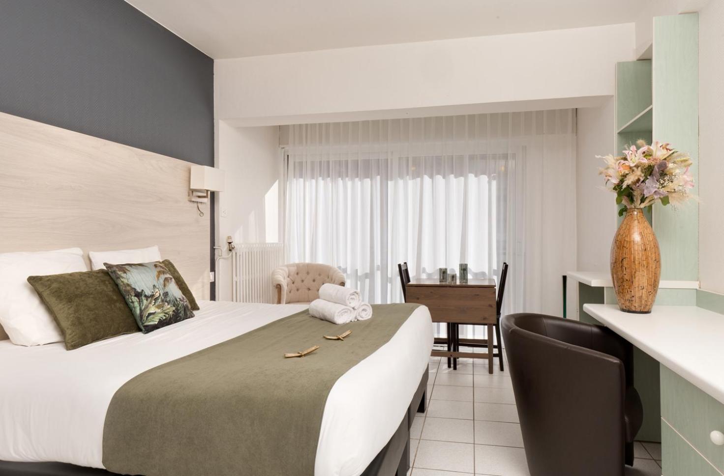 Hotel Les Sources 弗耐特·莱班斯 外观 照片